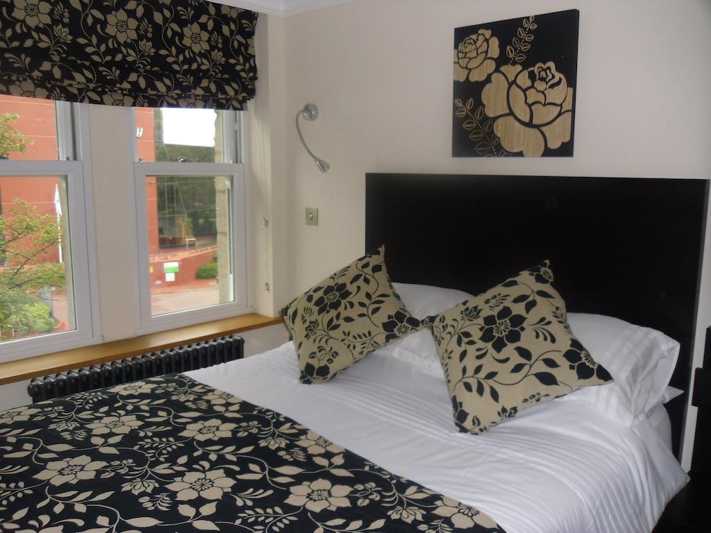 The Arc - Boutique B&B هاروغايت الغرفة الصورة